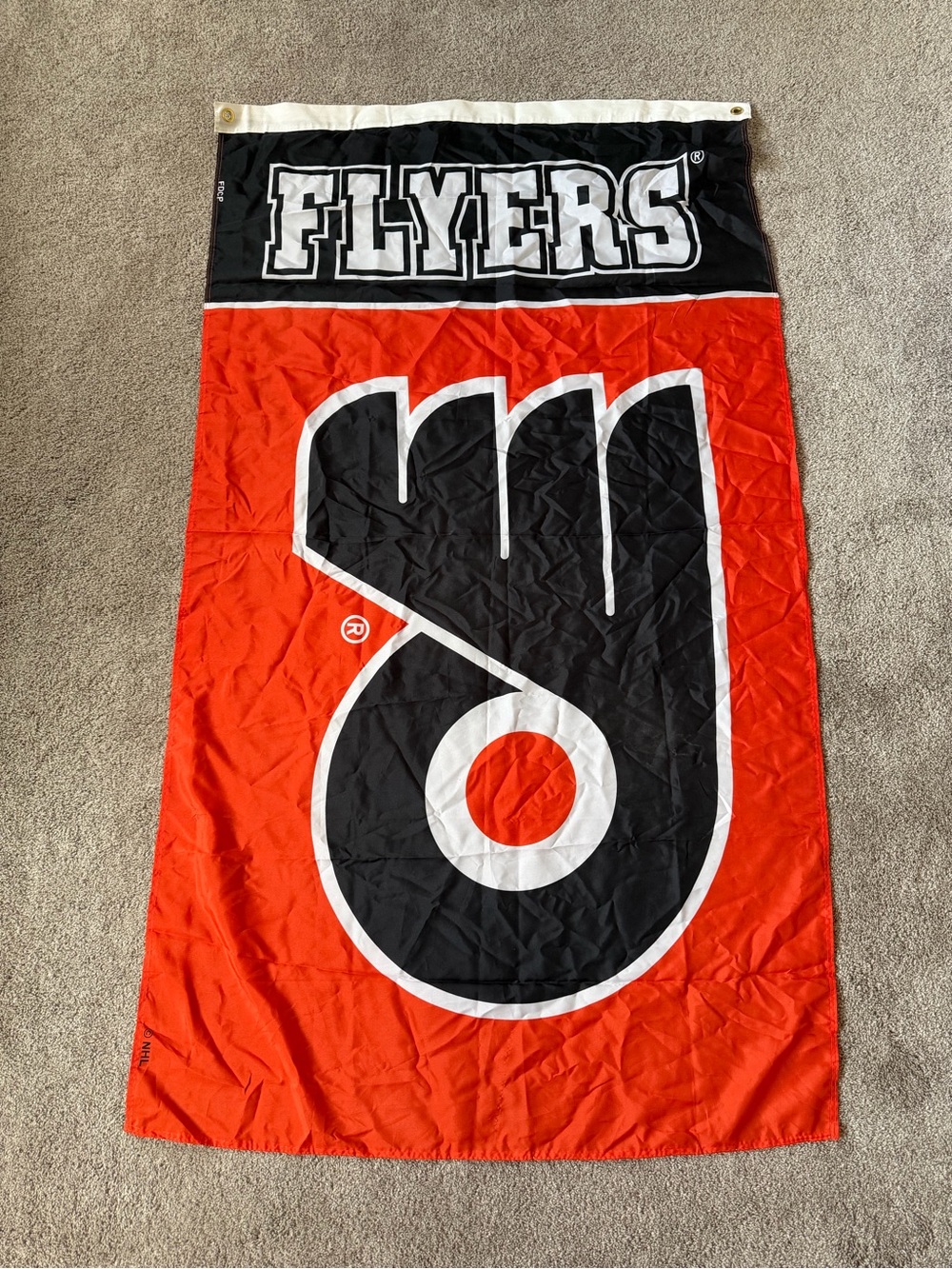 Philadelphia Flyers Outdoor/Indoor Flag with Grommets